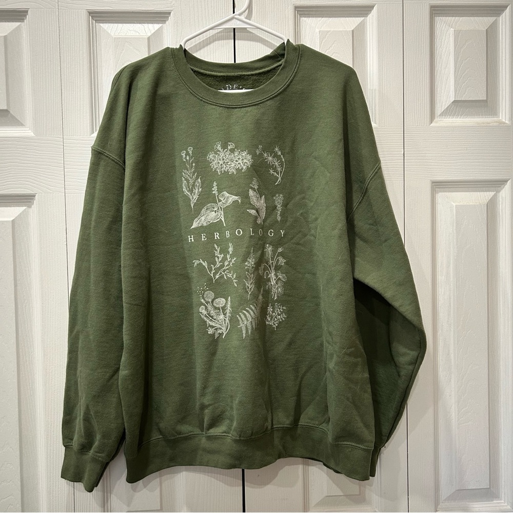 HARRY POTTER HERBOLOGY SWEATER